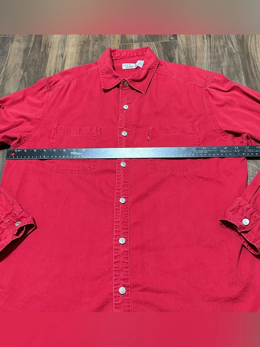 Vintage Levi’s Red Tab Red Denim Jean Shirt Metal Buttons Men’s Large Loose Fit